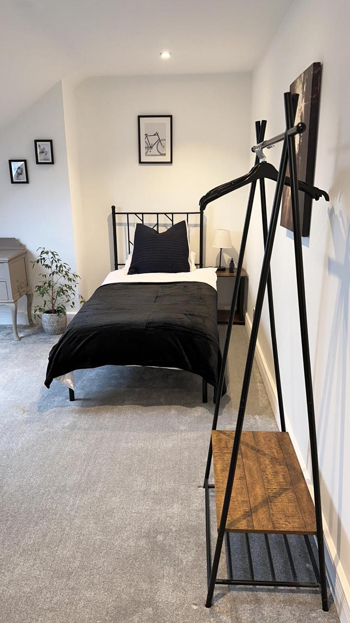 Modern Harrogate House Sleeps 10, Cinema Room & Hot Tub מראה חיצוני תמונה