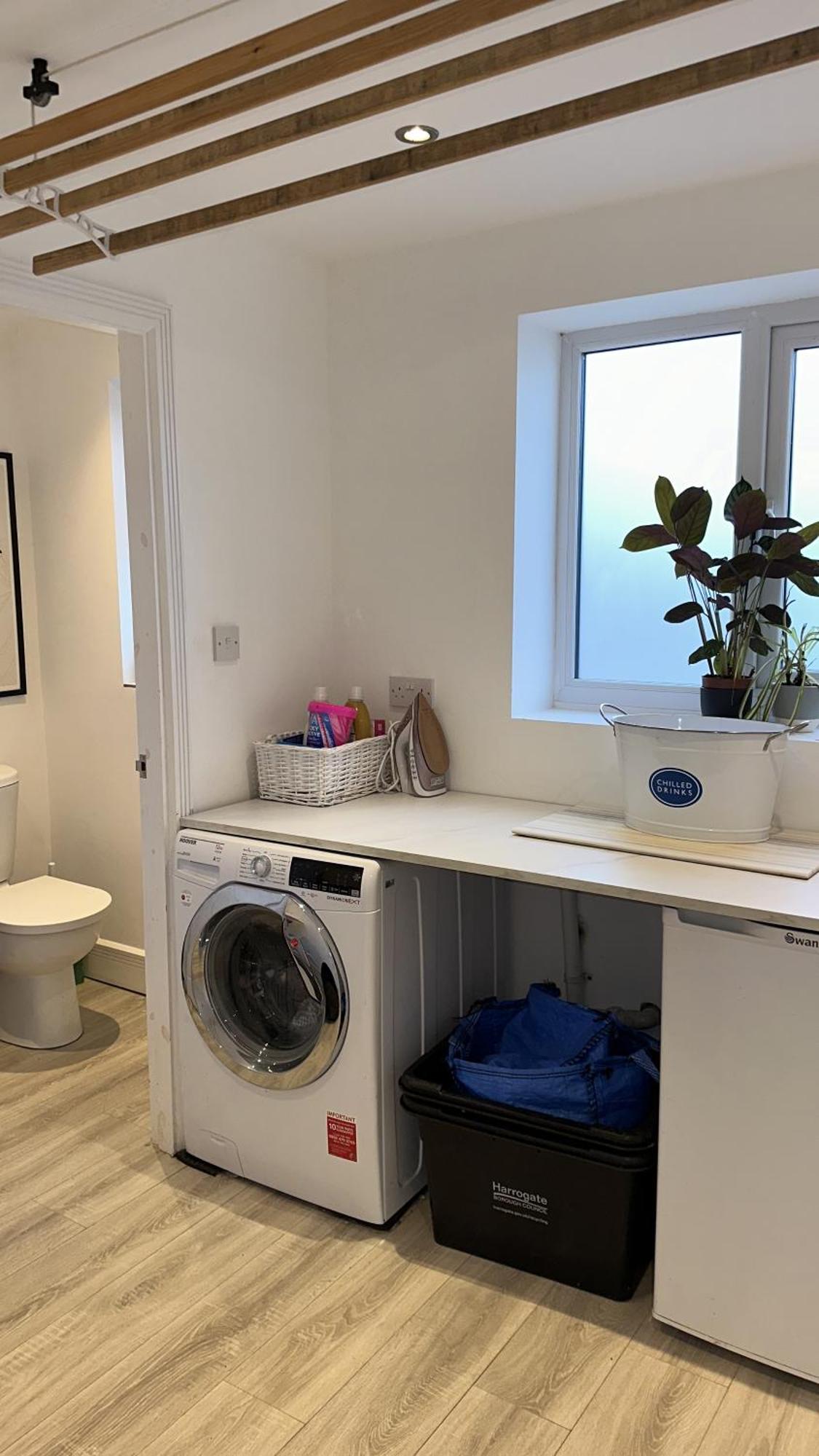 Modern Harrogate House Sleeps 10, Cinema Room & Hot Tub מראה חיצוני תמונה