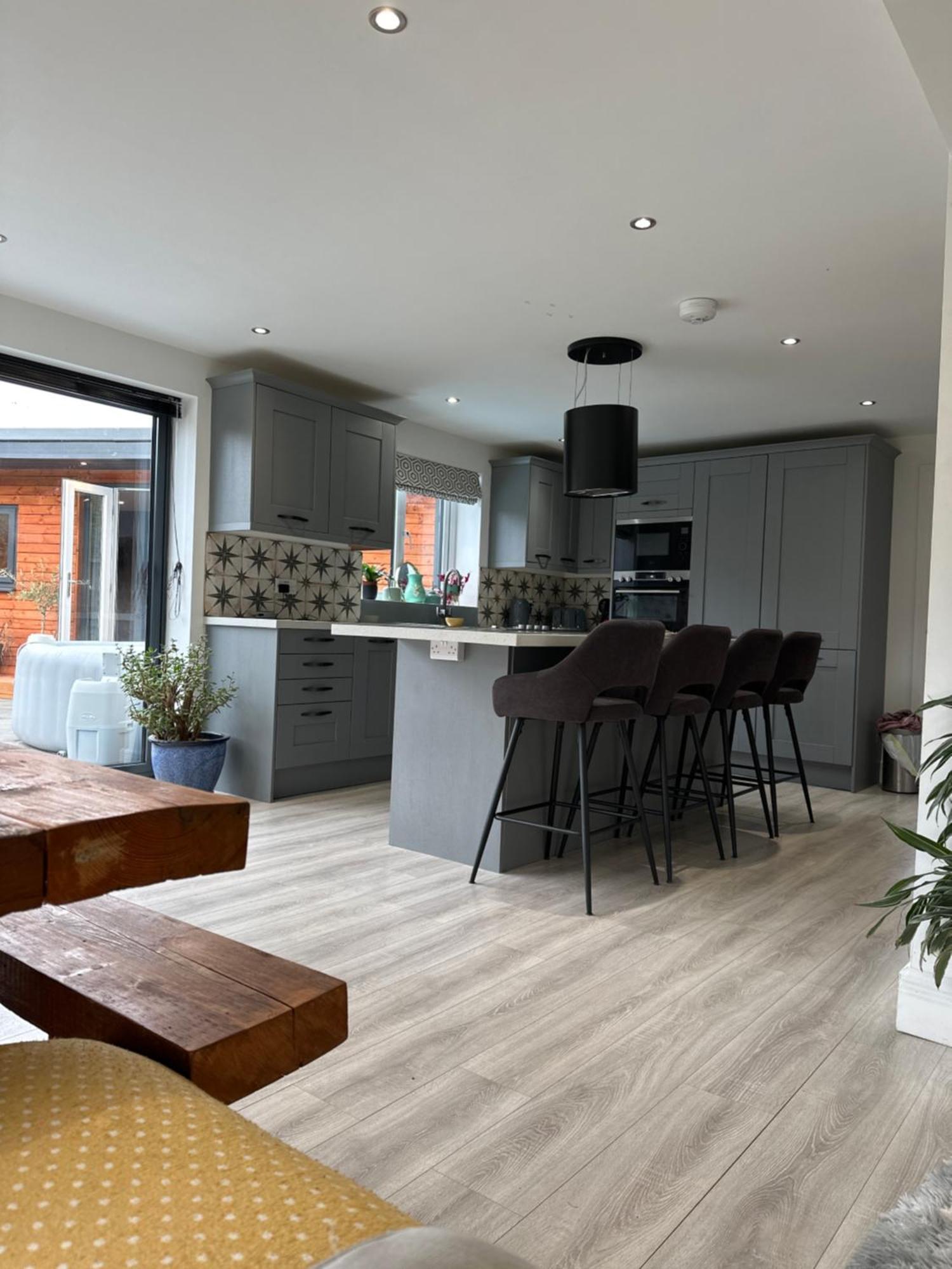 Modern Harrogate House Sleeps 10, Cinema Room & Hot Tub מראה חיצוני תמונה